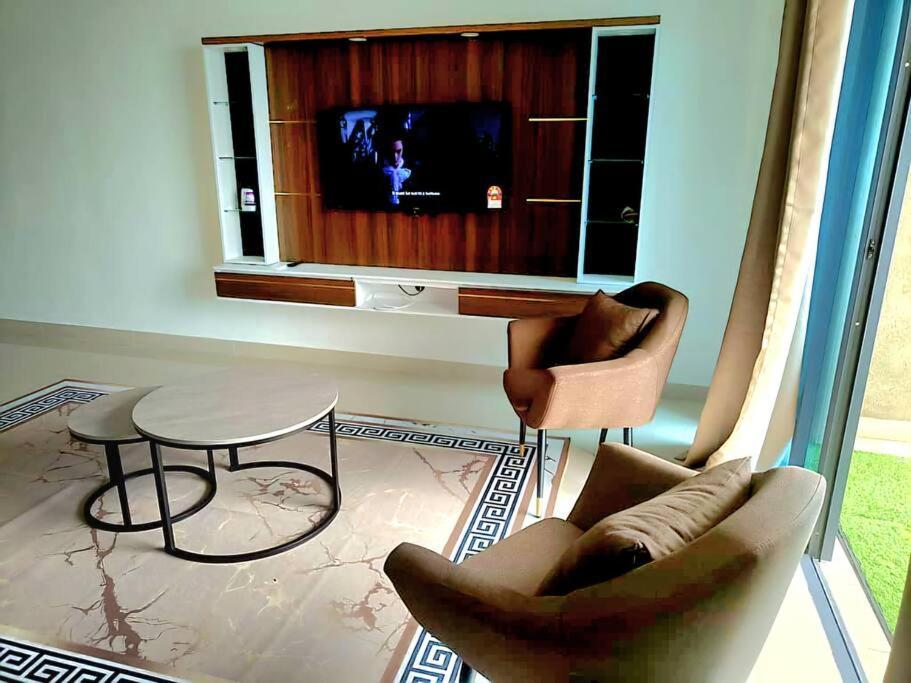 Aradia City, A Place To In Appartement